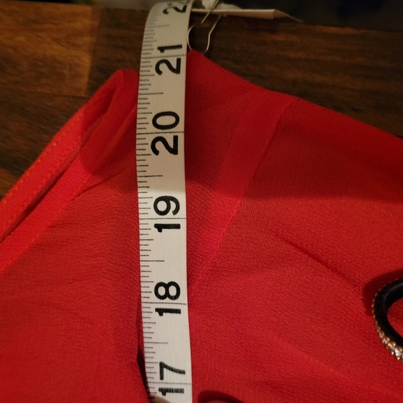 Revolve Line& dot low back/highlow cut out backtop - Picture 3 of 11